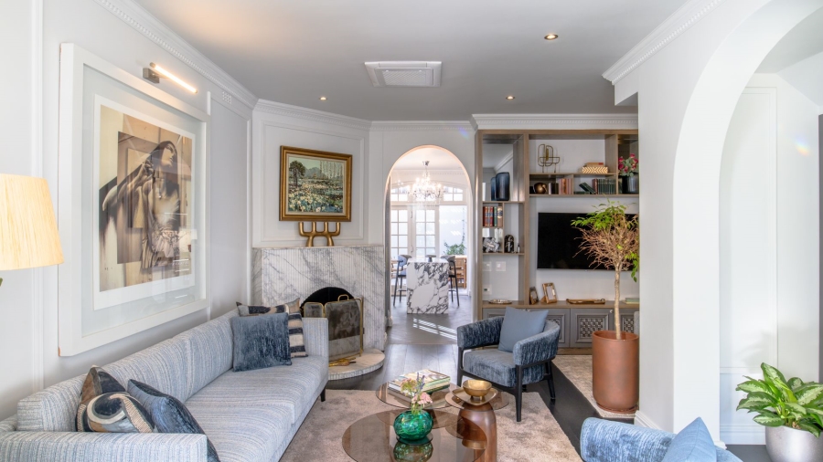 To Let 5 Bedroom Property for Rent in Three Anchor Bay Western Cape